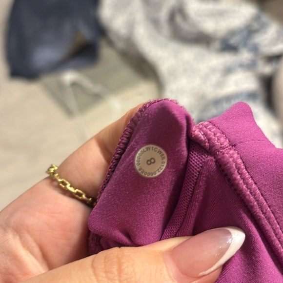 lululemon align tank purple size 8 - Picture 3 of 3